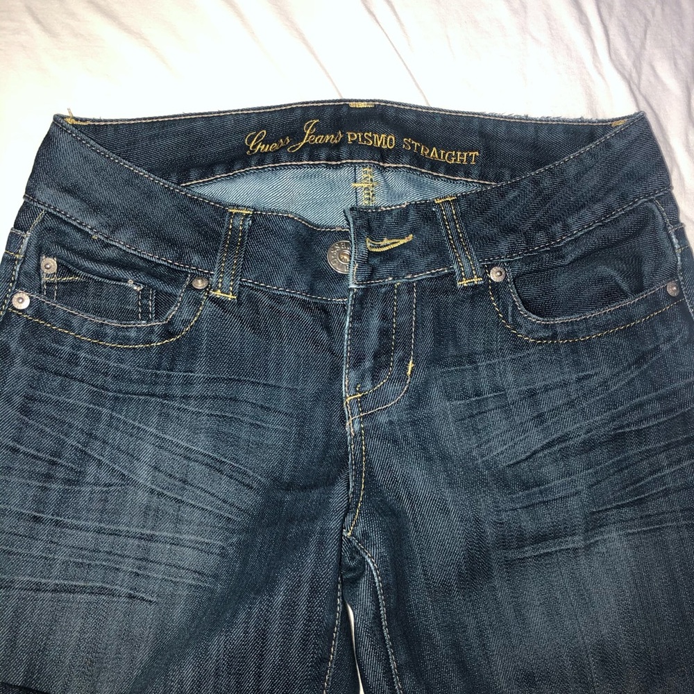 Straight Leg Guess Jeans
